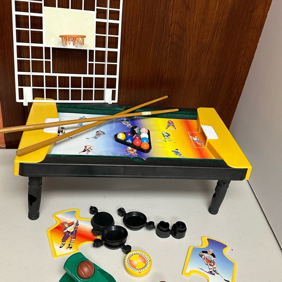 Walmart vintage 3 in 1 Pool Table Pool-Basketball-Hockey - Picture 14 of 14